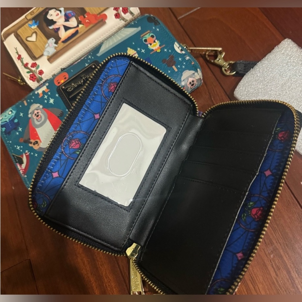 Disney Loungefly Beauty and The Beast Princess Wallet - Picture 5 of 5